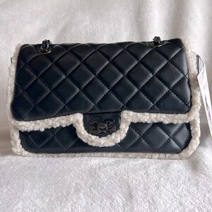 NWT, Brand: Gilda Paris, Quilted Fur Baguette Convertible
